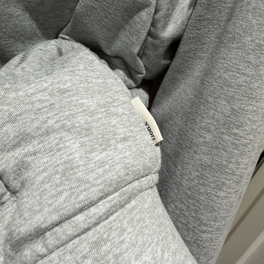Vuori Halo Basin Bomber Jacket~ size L - Picture 5 of 10